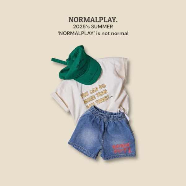 (預購) Normal play- 英文標語上衣
