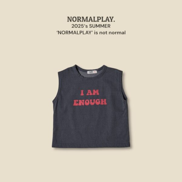 (預購) Normal play- 英文標語背心上衣