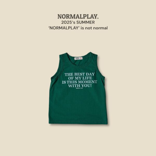 (預購) Normal play- 英文標語無袖背心上衣