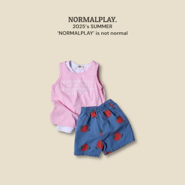 (預購) Normal play- 英文標語無袖背心上衣