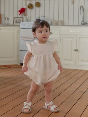 26SS 韓國童裝 蝴蝶結飛袖連身裝