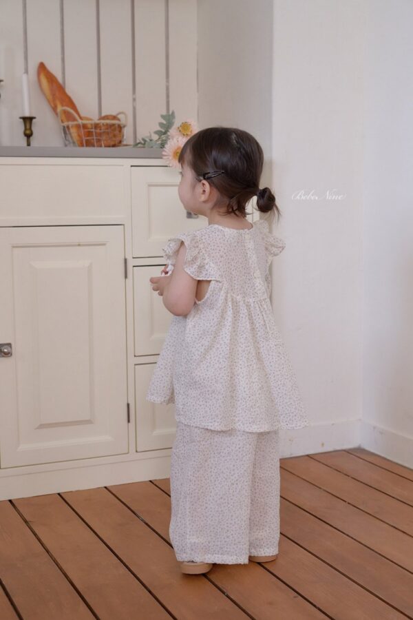 26SS 韓國童裝 碎花小飛袖套裝