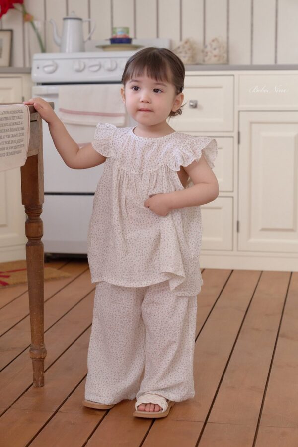 26SS 韓國童裝 碎花小飛袖套裝