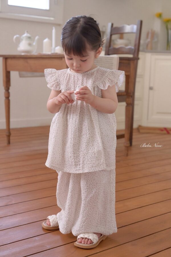 26SS 韓國童裝 碎花小飛袖套裝