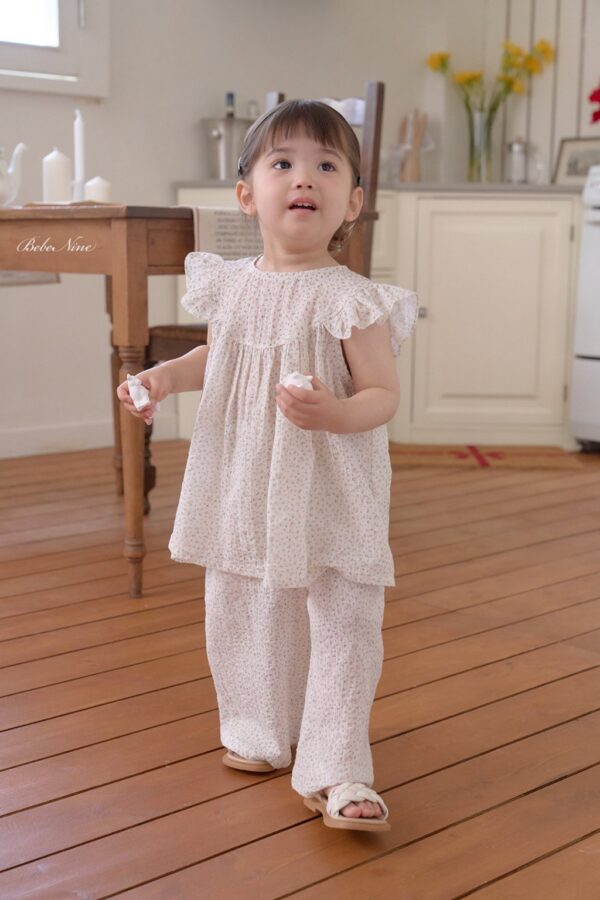 26SS 韓國童裝 碎花小飛袖套裝