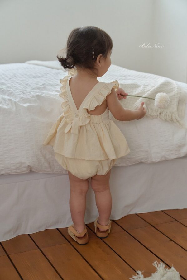 26SS 韓國童裝 小荷葉肩袖A字背心包屁褲套裝