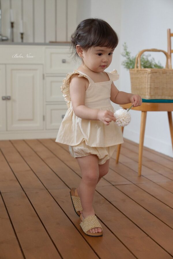 26SS 韓國童裝 小荷葉肩袖A字背心包屁褲套裝