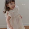 26SS 韓國童裝 蕾絲花瓣領飛袖連身裙