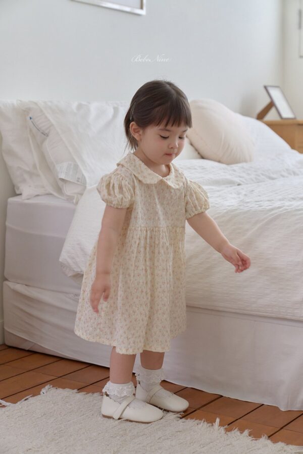 26SS 韓國童裝 碎花小圓領澎袖連身裙