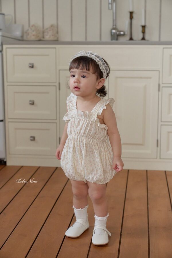 26SS 韓國童裝 小碎花抓褶荷葉邊背心包屁