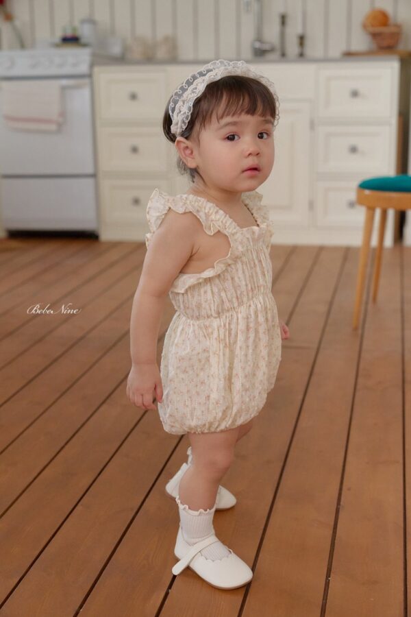 26SS 韓國童裝 小碎花抓褶荷葉邊背心包屁