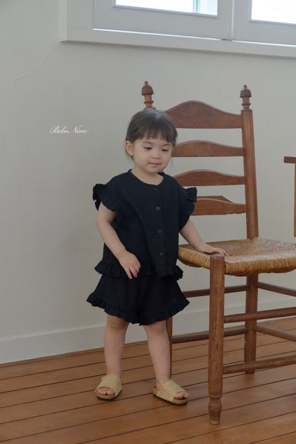 26SS 韓國童裝 鬆餅格小飛袖排扣上下套裝