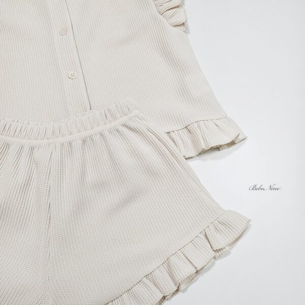 26SS 韓國童裝 鬆餅格小飛袖排扣上下套裝