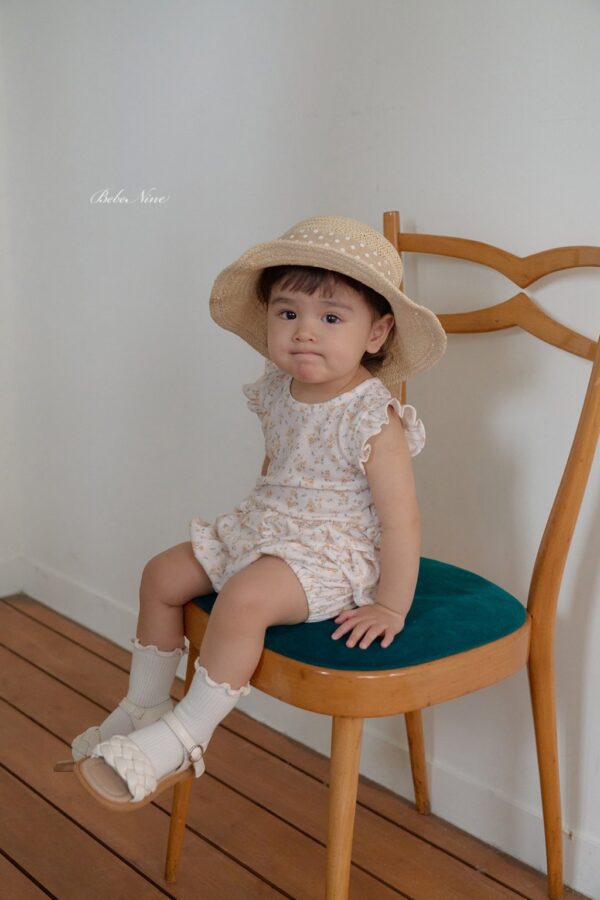 26SS 韓國童裝 小碎花蛋糕襬背心包屁褲套裝