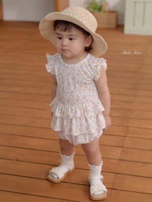 26SS 韓國童裝 小碎花蛋糕襬背心包屁褲套裝