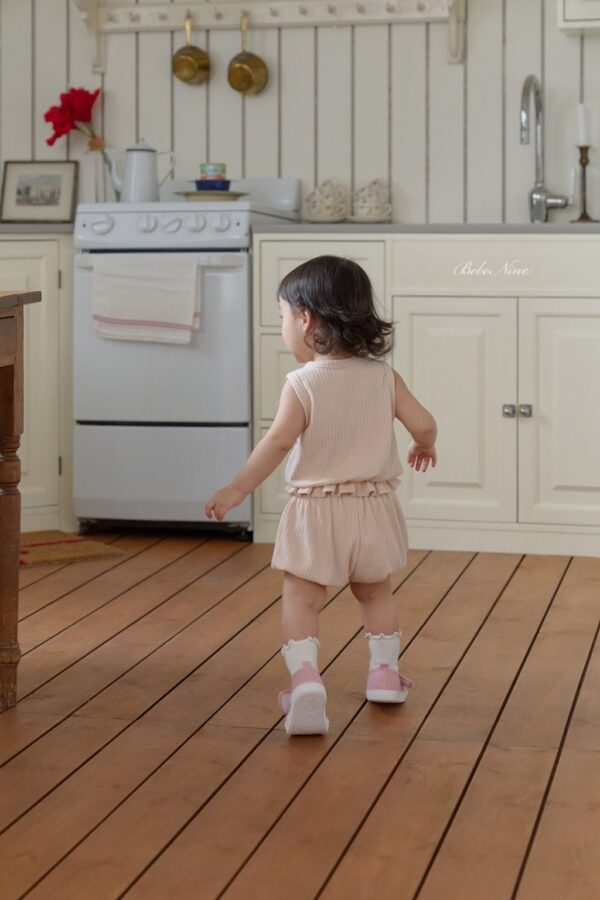 26SS 韓國童裝 直紋荷葉邊背心短褲套裝