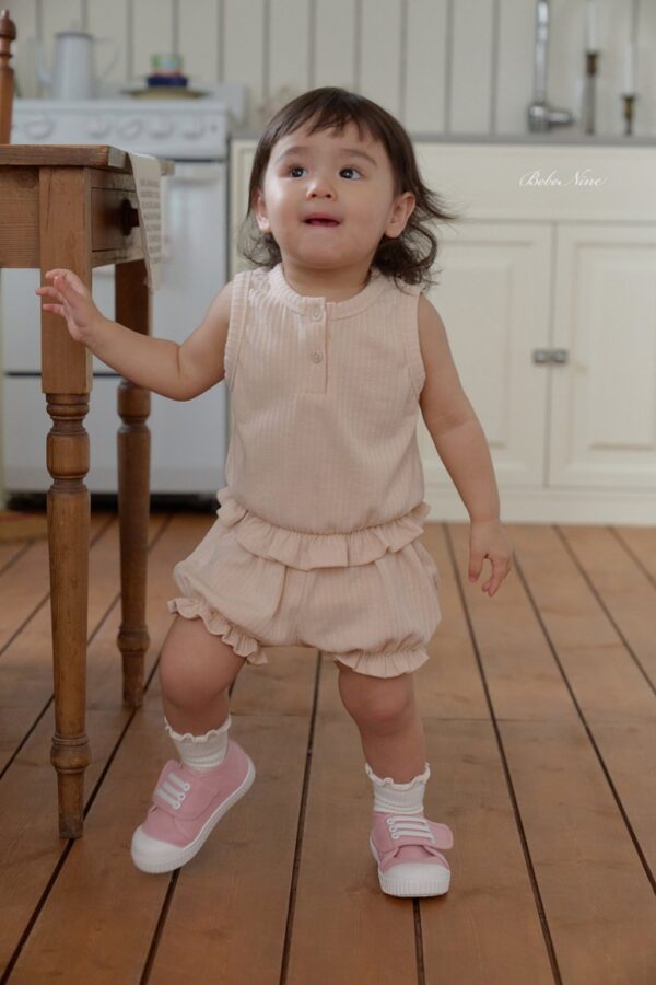 26SS 韓國童裝 直紋荷葉邊背心短褲套裝