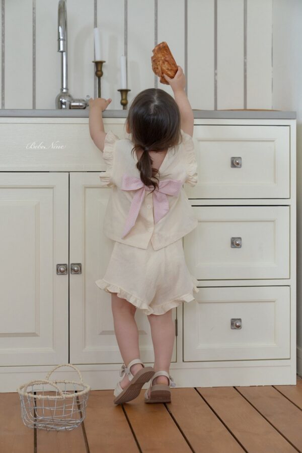 26SS 韓國童裝 後綁蝴蝶結荷葉邊上下套裝