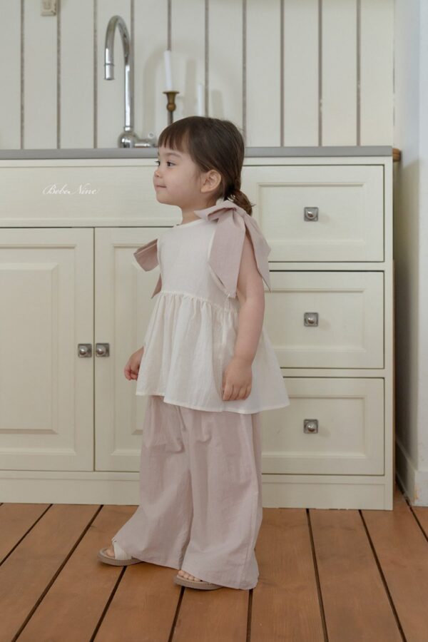 26SS 韓國童裝 雙肩大大大蝴蝶結寬襬背心上衣