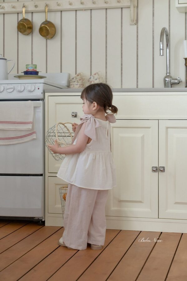 26SS 韓國童裝 雙肩大大大蝴蝶結寬襬背心上衣