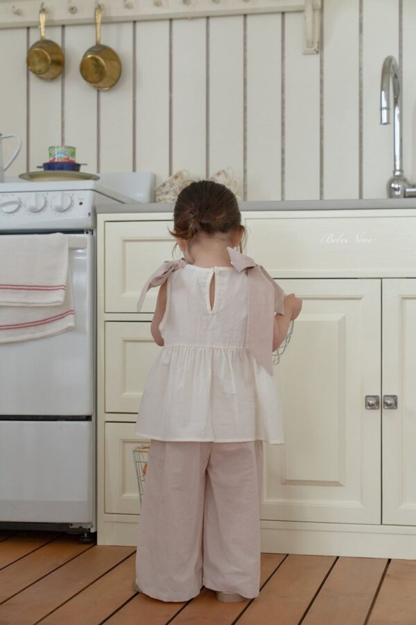 26SS 韓國童裝 雙肩大大大蝴蝶結寬襬背心上衣