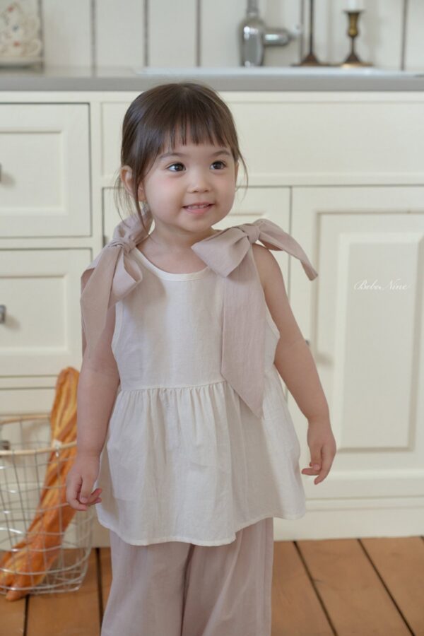 26SS 韓國童裝 雙肩大大大蝴蝶結寬襬背心上衣