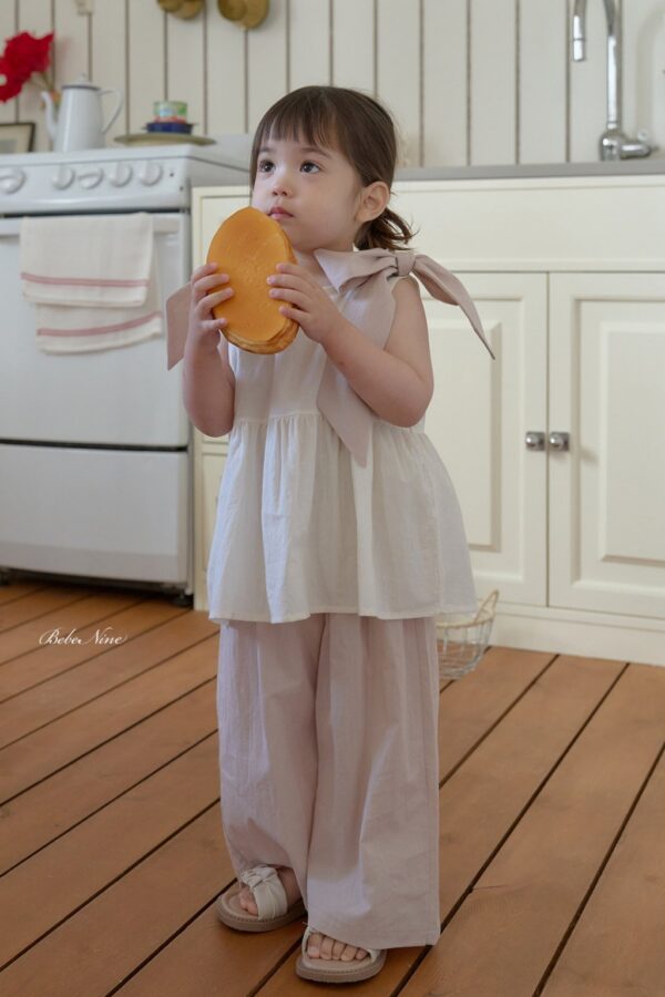 26SS 韓國童裝 雙肩大大大蝴蝶結寬襬背心上衣