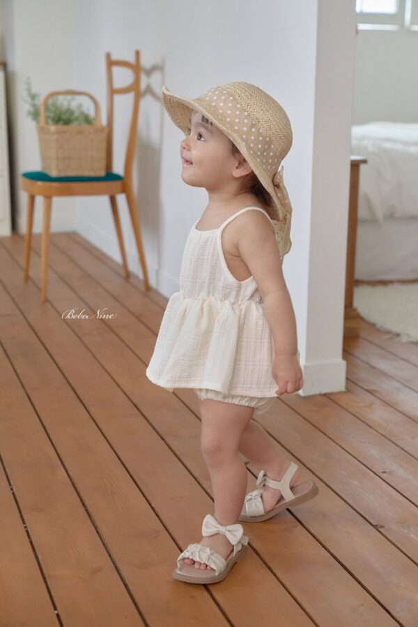 26SS 韓國童裝 格紋抓褶寬襬背心包屁