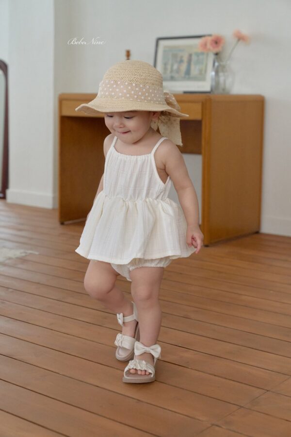 26SS 韓國童裝 格紋抓褶寬襬背心包屁