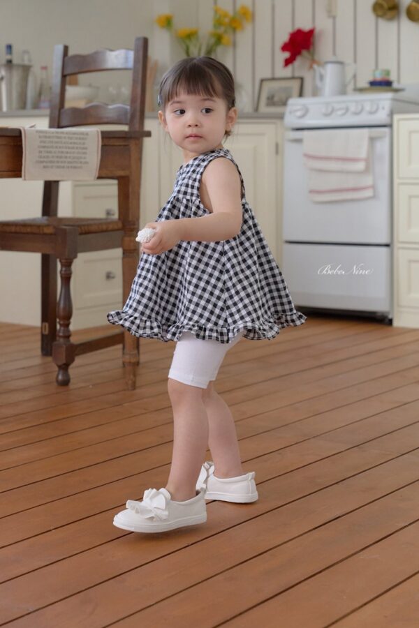 26SS 韓國童裝 格紋荷葉邊寬襬背心上衣