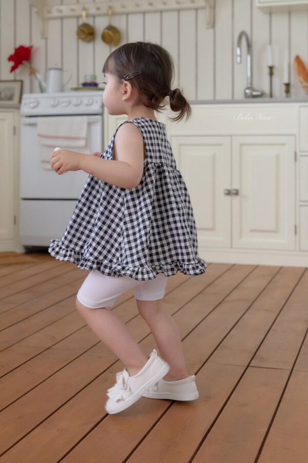 26SS 韓國童裝 格紋荷葉邊寬襬背心上衣