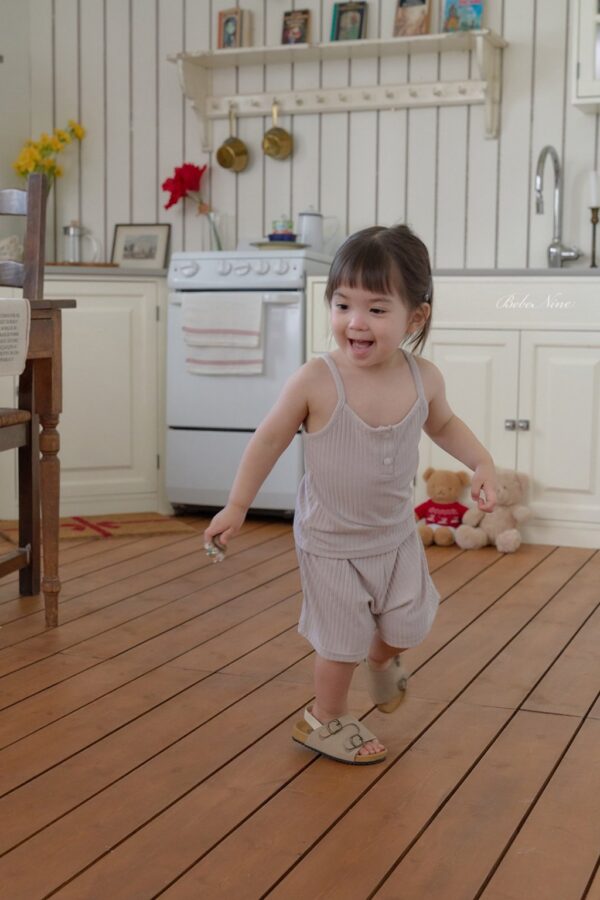 26SS 韓國童裝 鈕扣羅紋背心短褲套裝