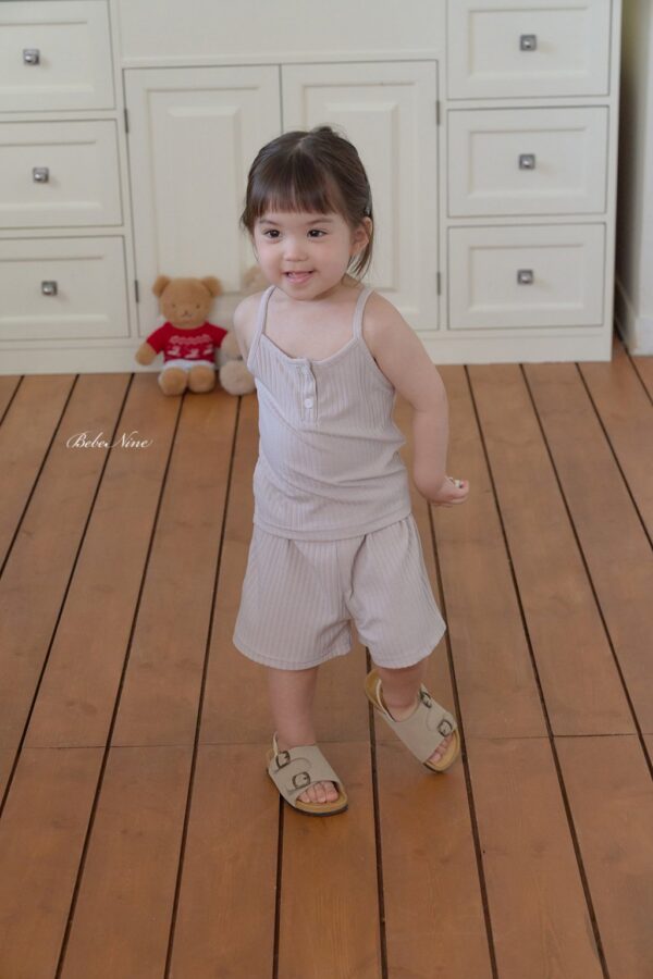 26SS 韓國童裝 鈕扣羅紋背心短褲套裝