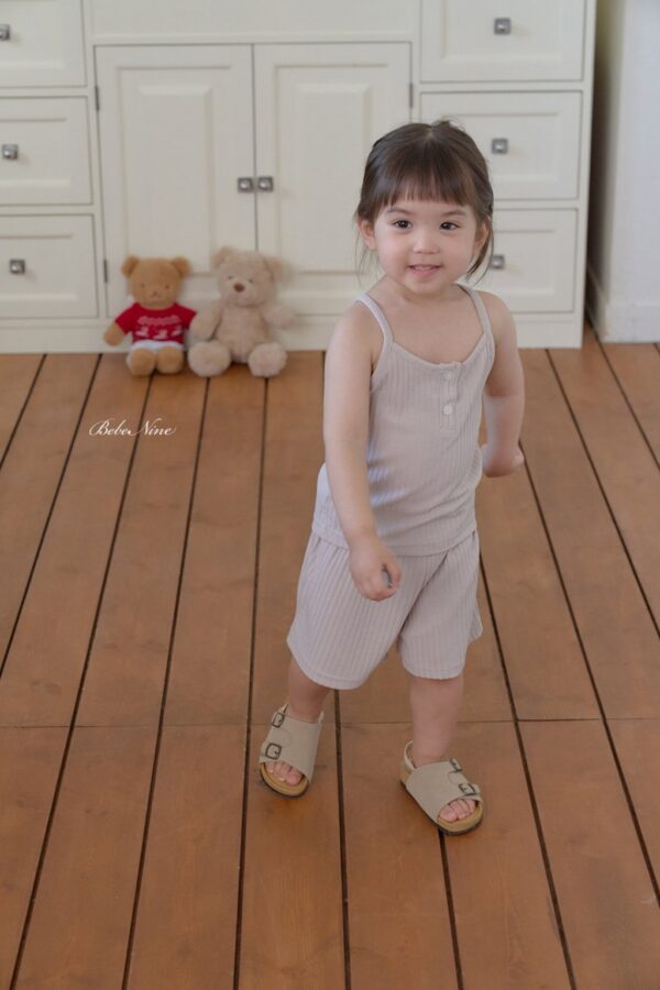 26SS 韓國童裝 鈕扣羅紋背心短褲套裝