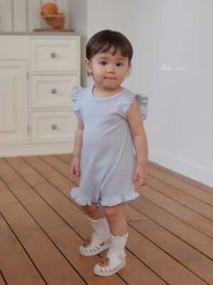 26SS 韓國童裝 羅紋小飛袖荷葉邊連身套裝