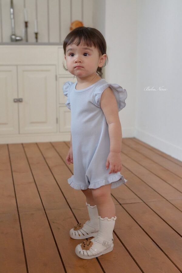 26SS 韓國童裝 羅紋小飛袖荷葉邊連身套裝