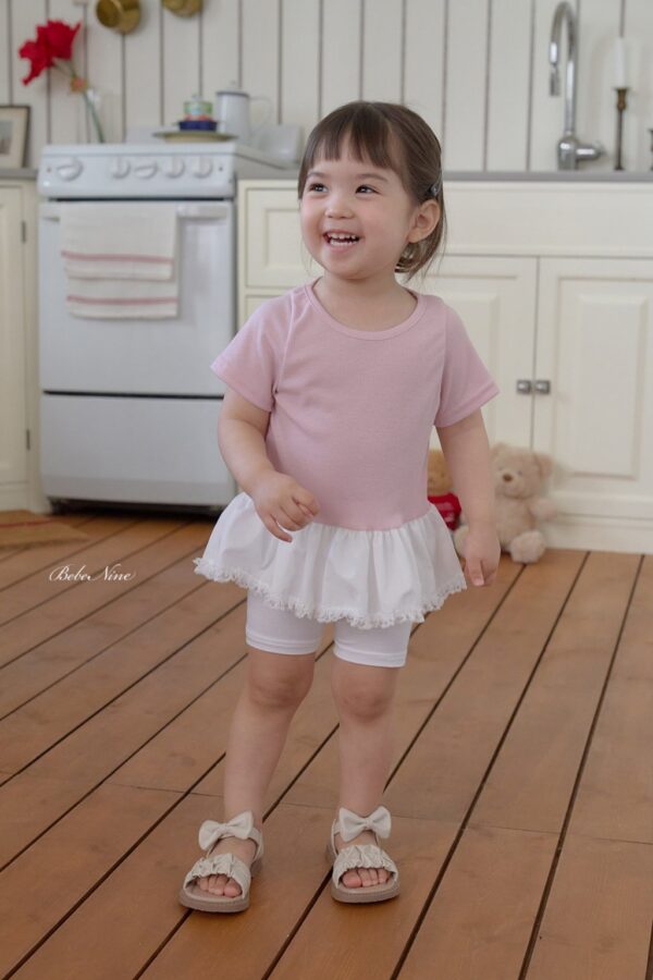 26SS 韓國童裝 波浪寬擺拼色圓領上衣