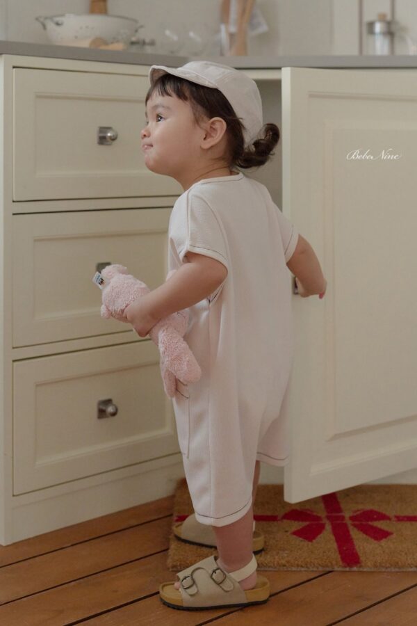 26SS 韓國童裝 方口袋縫線邊排扣連身套裝