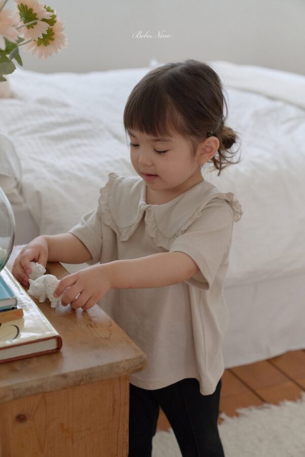 26SS 韓國童裝 荷葉捲邊三角圓領上衣