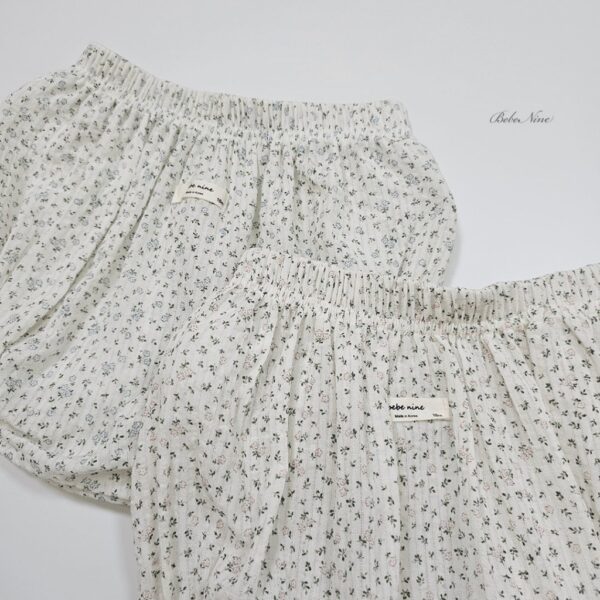 26SS 韓國童裝 碎花點點抓摺燈籠褲