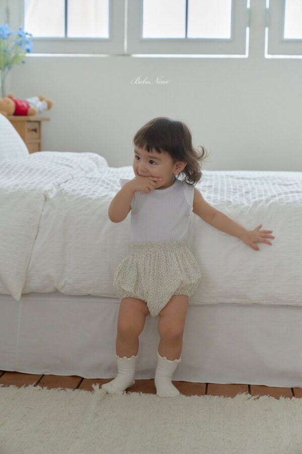 26SS 韓國童裝 碎花點點抓摺燈籠褲