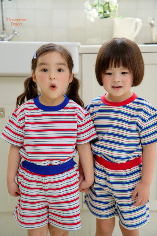 26SS 韓國童裝 橫條紋圓領拚色上下套裝