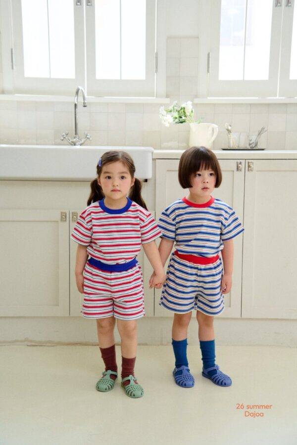 26SS 韓國童裝 橫條紋圓領拚色上下套裝