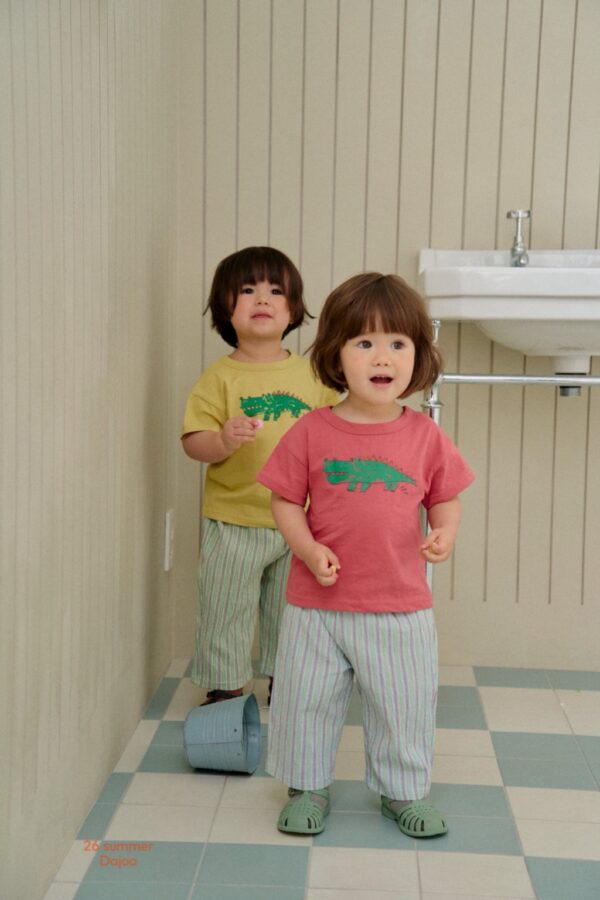 26SS 韓國童裝 鱷魚上衣直條紋長褲套裝