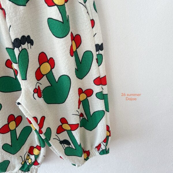 26SS 韓國童裝 三片花瓣小花上衣滿版長褲套裝