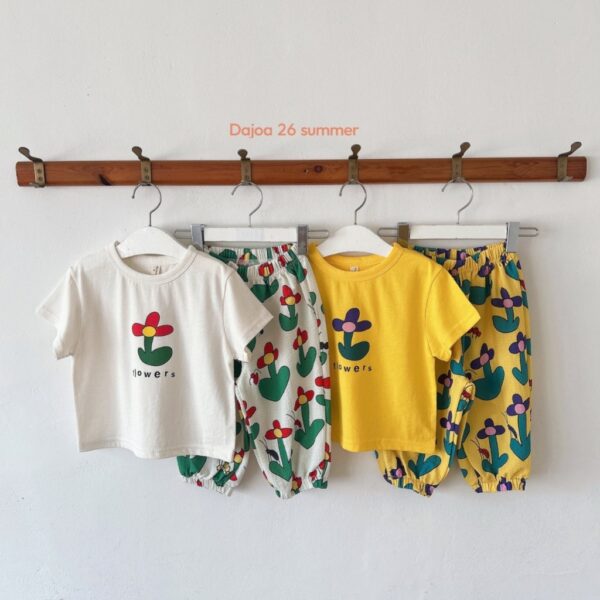 26SS 韓國童裝 三片花瓣小花上衣滿版長褲套裝