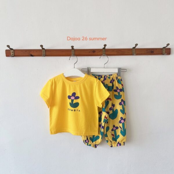 26SS 韓國童裝 三片花瓣小花上衣滿版長褲套裝
