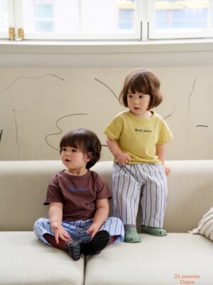 DM_20260406104625_006 26SS 韓國童裝 ONLY AMOR短袖上衣直條紋長寬褲套裝
