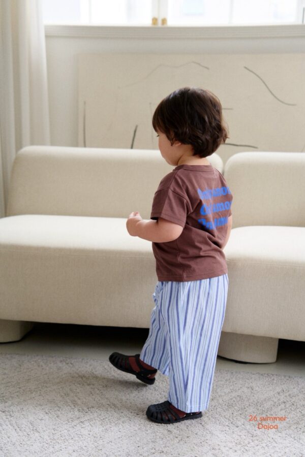 26SS 韓國童裝 ONLY AMOR短袖上衣直條紋長寬褲套裝