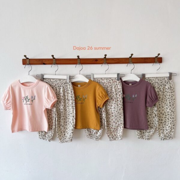 26SS 韓國童裝 三朵小花上衣碎花長褲套裝